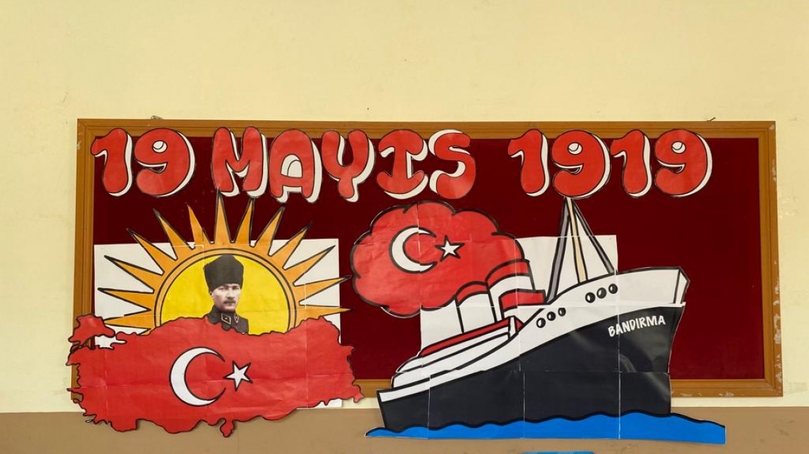 Okulumuzda 19 Mayıs Atatürk'ü Anma, Gençlik ve Spor Bayramımızı Kutladık!